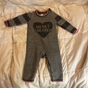 Baby gap woolie body suit “heart breaker” 12-18 mos